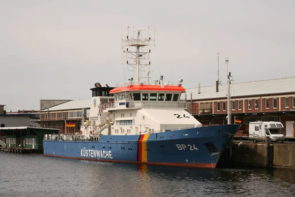 Ein Schiff Der Küstenwache Hafen Von Cuxhaven Der Nordsee — Stockfoto