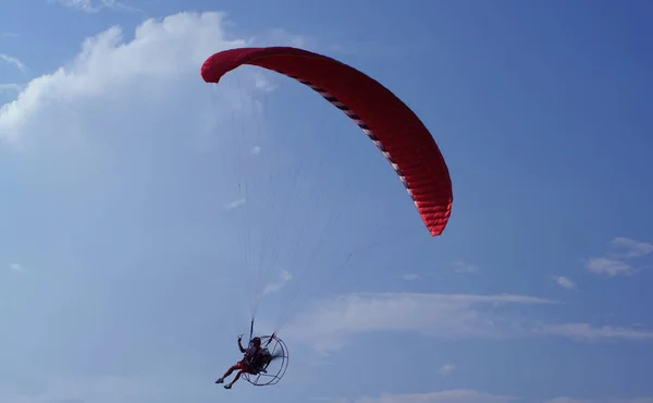 Paraşüt Yaz Sporu Paraşüt — Stok fotoğraf