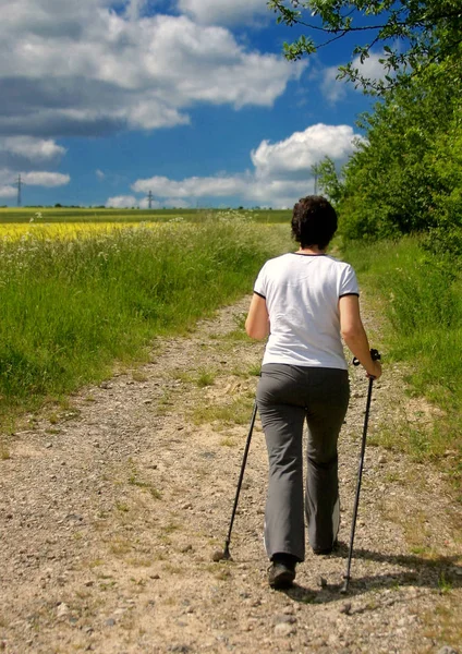 Man Backpack Walking Path — Stock Photo, Image