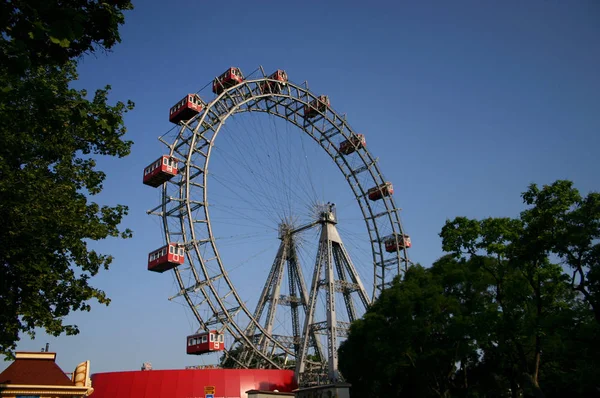 Zábavní Park Ruské Kolo — Stock fotografie