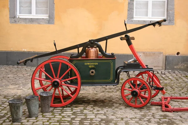 Motor Incêndio Mão Bombeiros Voluntários Levantar 1891 — Fotografia de Stock