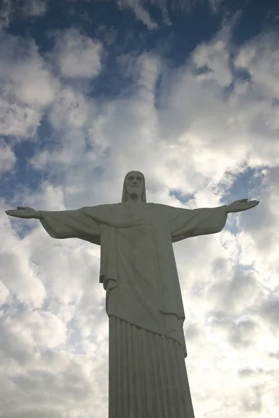 ブラジルリオ ジャネイロのコルカバードにあるイエス キリスト像 — ストック写真