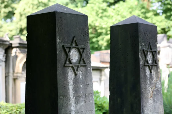Ster Van David Grafstenen Een Joodse Begraafplaats — Stockfoto