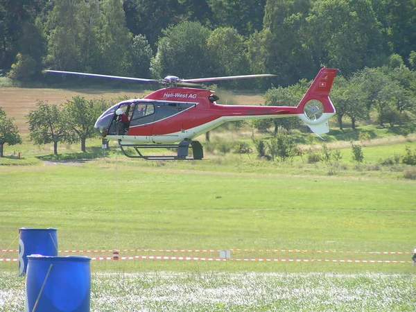 Swiss Precision Flying Exercise Heli — Stock Photo, Image