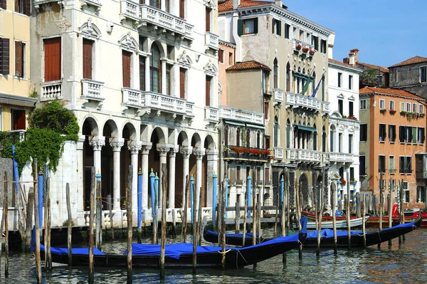 Canal Houses Venice Italique — Photo