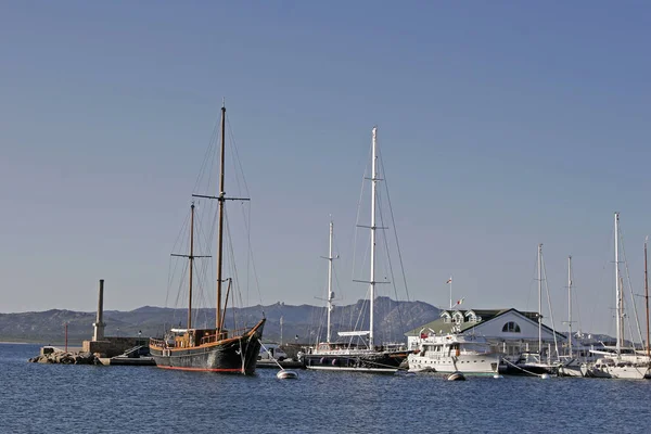 Porto Rotondo Harbour Sailing Ship — стоковое фото