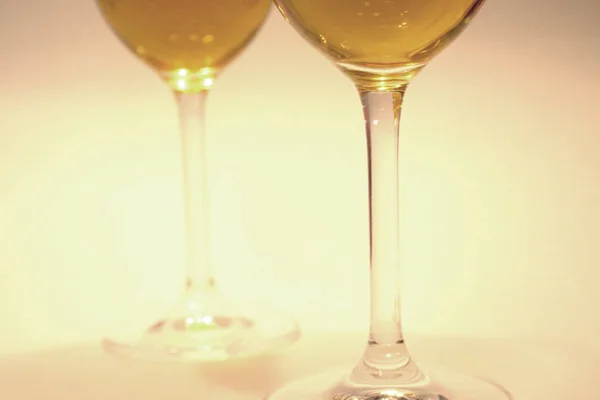 Ποτήρια Κρασιού Αλκοόλ Φόντο — Φωτογραφία Αρχείου