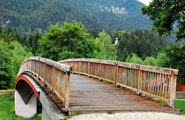 在Ammer Oberammergau桥上架桥 — 图库照片