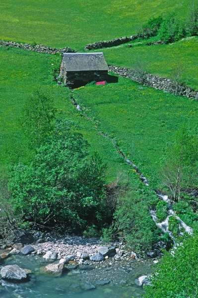 Casa Nei Pirenei — Foto Stock