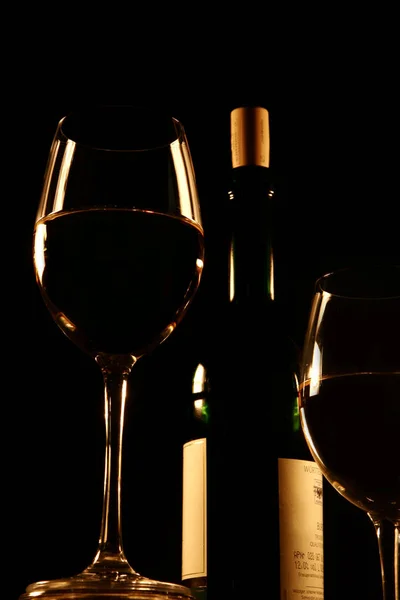 wine glasses alcohol background