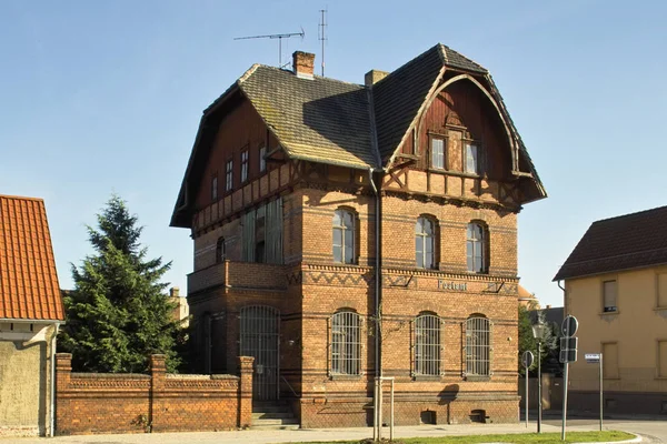 Altes Postgebäude Orangenbaum — Stockfoto