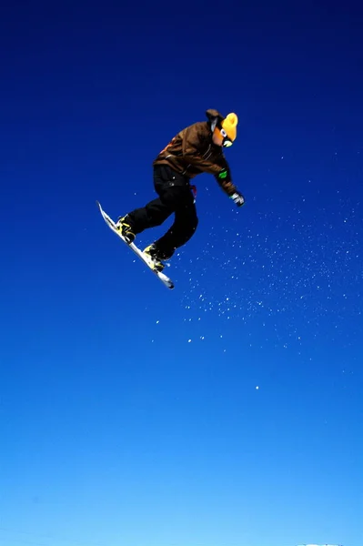 Snowboard Declive Estação Esqui — Fotografia de Stock