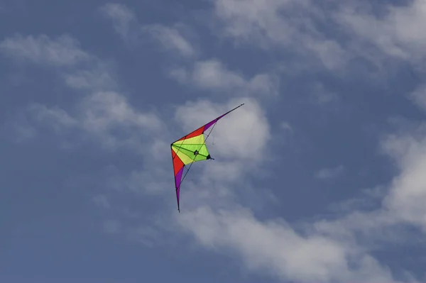 Papagaio Voando Céu — Fotografia de Stock