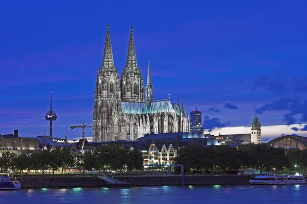 Vacker Utsikt Över Majestätisk Katedral Arkitektur — Stockfoto