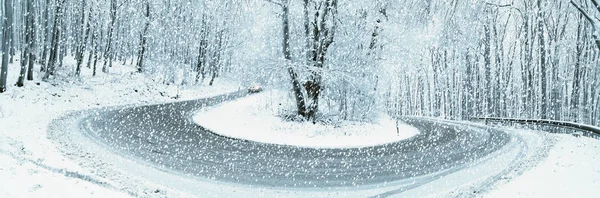 雪の中の洗車場 — ストック写真