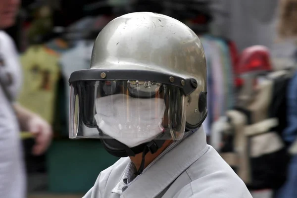 Şehirdeki Günlük Duman Sırasında Bangkok Bir Motosiklet Sürücüsü — Stok fotoğraf