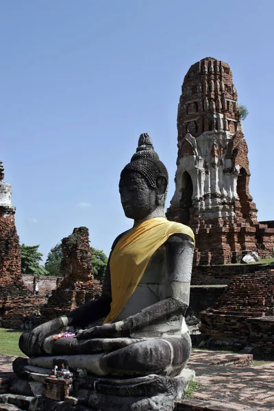 Egyike Azon Keveseknek Akik Nem Pusztították Buddha Szobrokat Thaiföldön — Stock Fotó