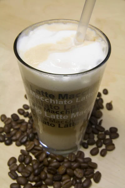 拿铁玛奇朵咖啡饮料 — 图库照片
