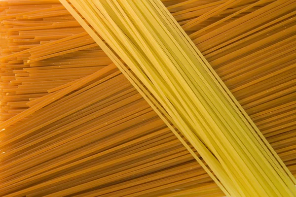 Espaguete Amarelo Vermelho — Fotografia de Stock