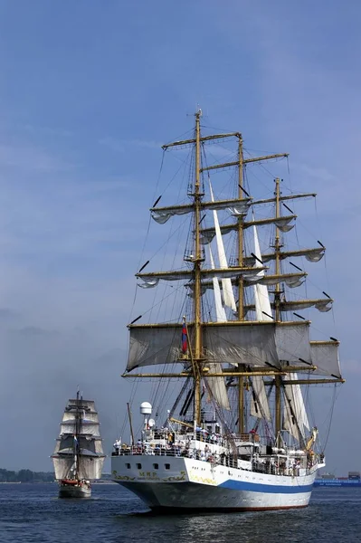 Gäste Fahren Anlässlich Der Kiel Week 2006 Ist Nicht Schwer — Stockfoto