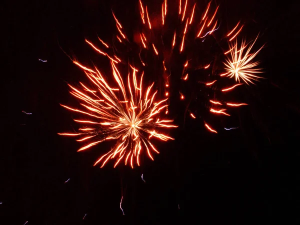 Feuerwerk Explodiert Glitzernde Funken — Stockfoto