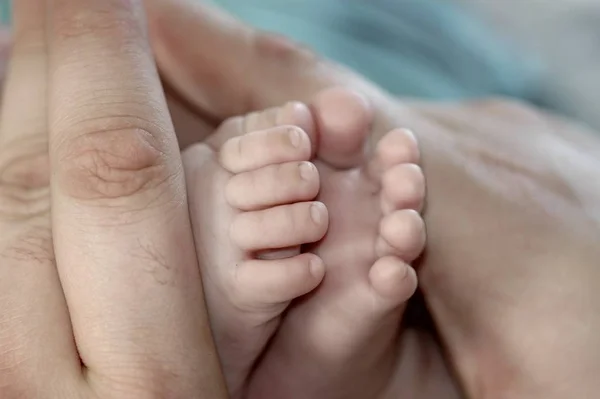 Klein Pasgeboren Baby Kind — Stockfoto