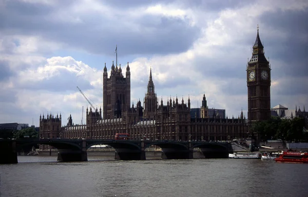 Velký Ben Domy Parlamentu Londýně — Stock fotografie