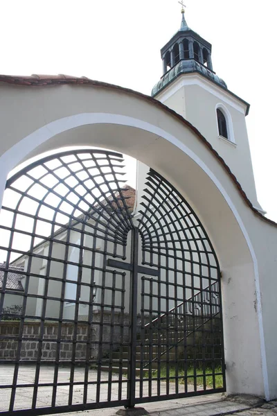 Vedere Pitorească Asupra Arhitecturii Bisericești Creștine — Fotografie, imagine de stoc