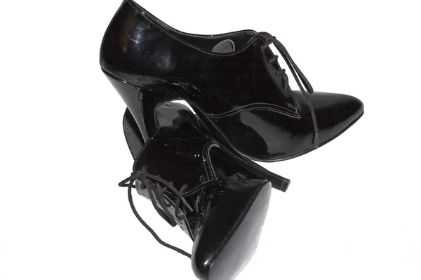 Zapatos Cuero Negro Sobre Fondo Blanco — Foto de Stock
