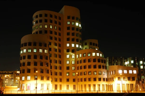 Gehry Épületek Éjjel Düsseldorf — Stock Fotó