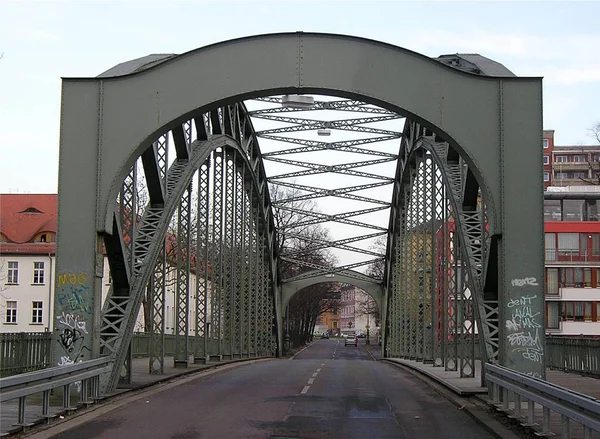 Pont Est Situé Presque Centre Ville Dans Halle Que Trois — Photo