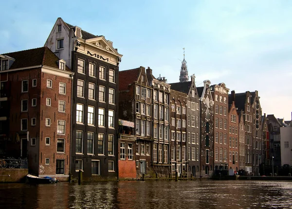 Мост Через Канал Амстердаме — стоковое фото