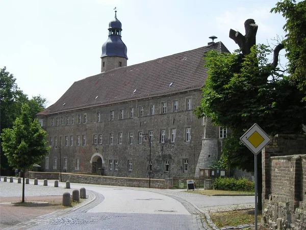 Renässansen Slottet Schochwitz Byggdes Talet Från Vallgrav Slott Det Tillhörde — Stockfoto