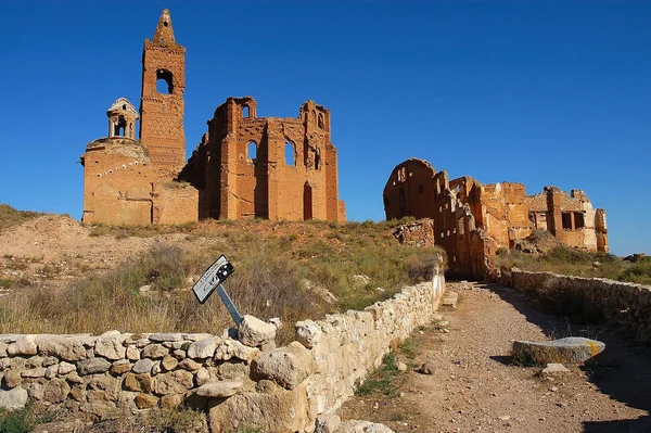 Vista Panorámica Del Paisaje Del Pueblo Atmosférico —  Fotos de Stock