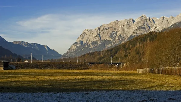 Dejó Hagengebirge Incisión Paso Lueg Tennengebirge Una Vez Más Tren — Foto de Stock