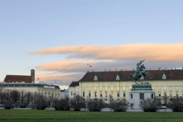 Heldenplatz Viena Jardim Castelo — Fotografia de Stock