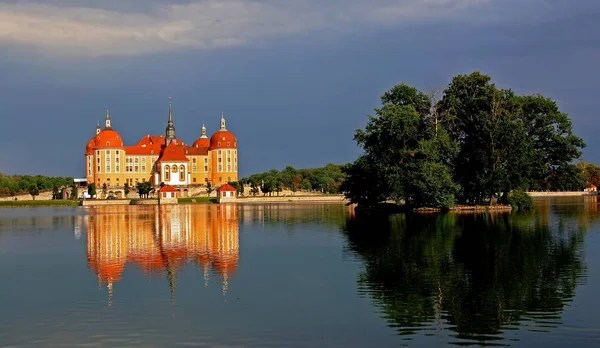 Κάστρο Moritzburg Ταξίδια Και Αρχιτεκτονική Έννοια — Φωτογραφία Αρχείου