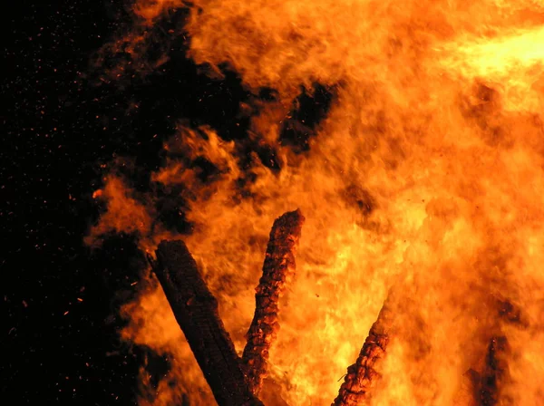 Rood Oranje Vuur Vlam Kampvuur Laaiend — Stockfoto