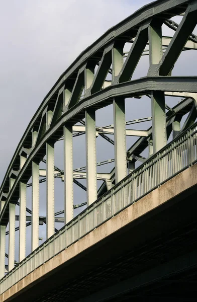 Γέφυρα Πάνω Από Τον Ποταμό Weser Στο Rinteln Niedersachsen — Φωτογραφία Αρχείου