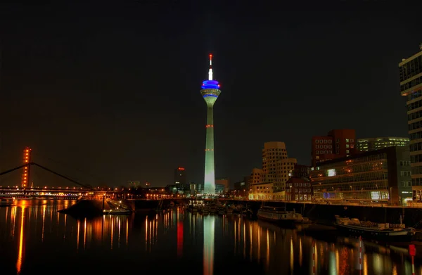 Nachts Düsseldorf Overste Van Zes Schoten Eenvoudige Toon Kaart Brengen — Stockfoto