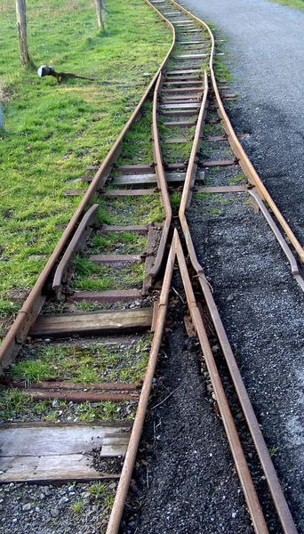 Binario Ferroviario Nella Nebbia — Foto Stock