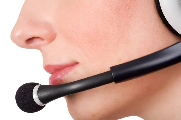 Close Dos Lábios Uma Mulher Com Microfone — Fotografia de Stock