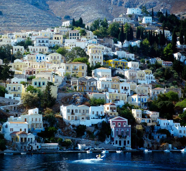 Piccolo Campione Symi Prelevato All Ingresso Del Porto — Foto Stock