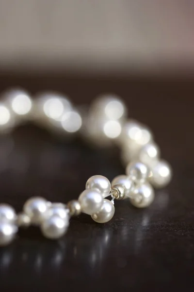 Pearl Necklace Dark Background — Stock Photo, Image