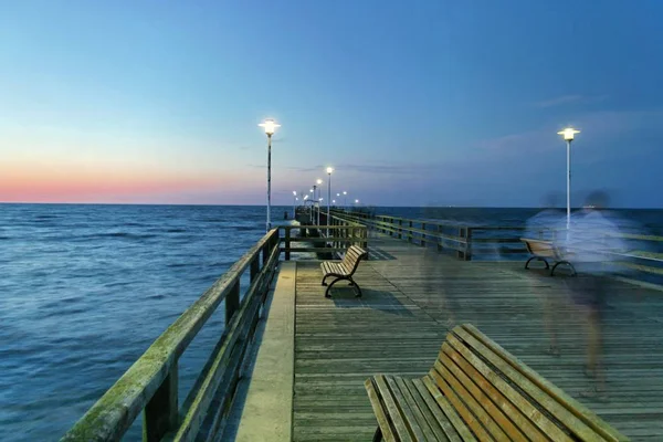 Das Foto Entstand Nachts Auf Der Seebrücke Von Ahlbeck — Stockfoto