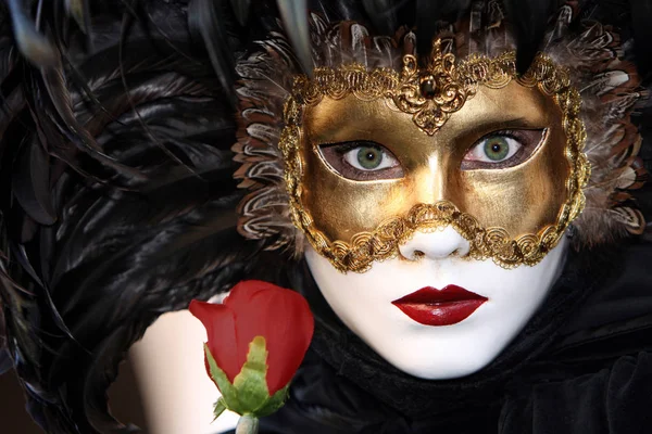Porträtt Kvinna Mask Med Venetianska Masker — Stockfoto