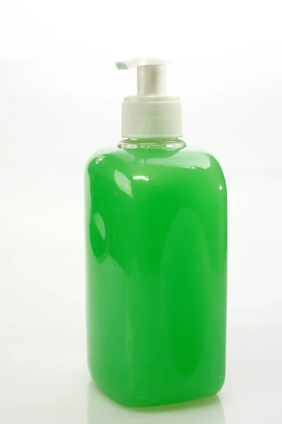 Butelki Kosmetyczne Izolowane Białym Tle — Zdjęcie stockowe
