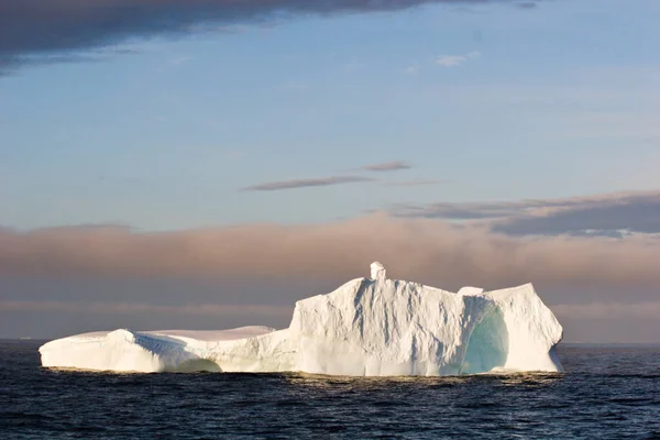 Iceberg Gelo Congelado Inverno Neve — Fotografia de Stock