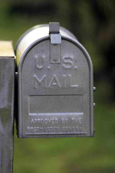 Крупный План Почтового Ящика Парке — стоковое фото