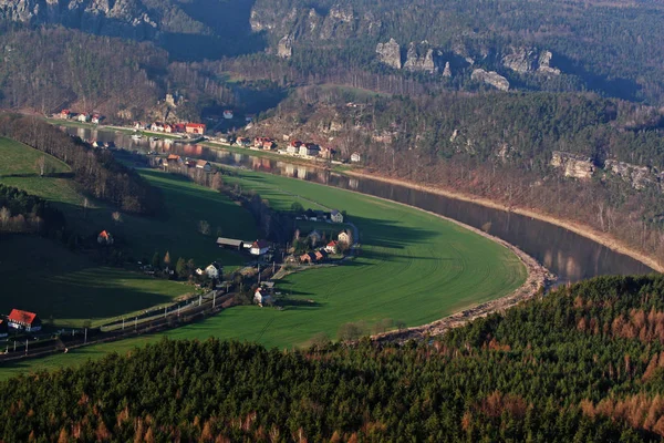 Bela Vista Sobre Alpes Montanhas Fundo — Fotografia de Stock